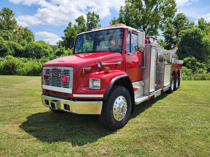 2003 Pierce Freightliner Tanker