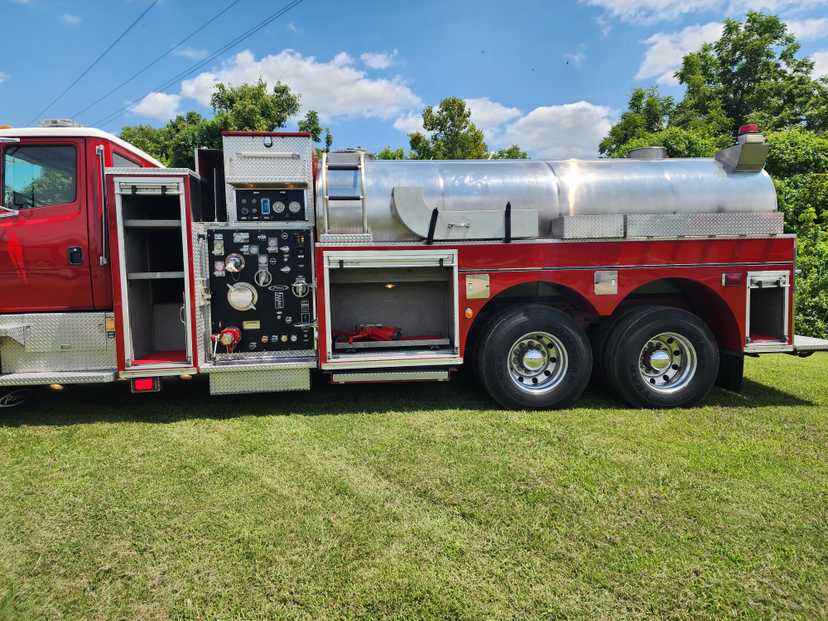 2003 Pierce Freightliner Tanker — photo 8