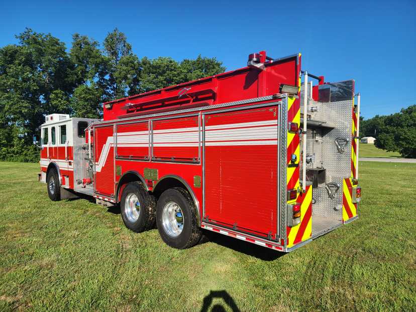 2006 Pierce Arrow XT Pumper Tanker — photo 5