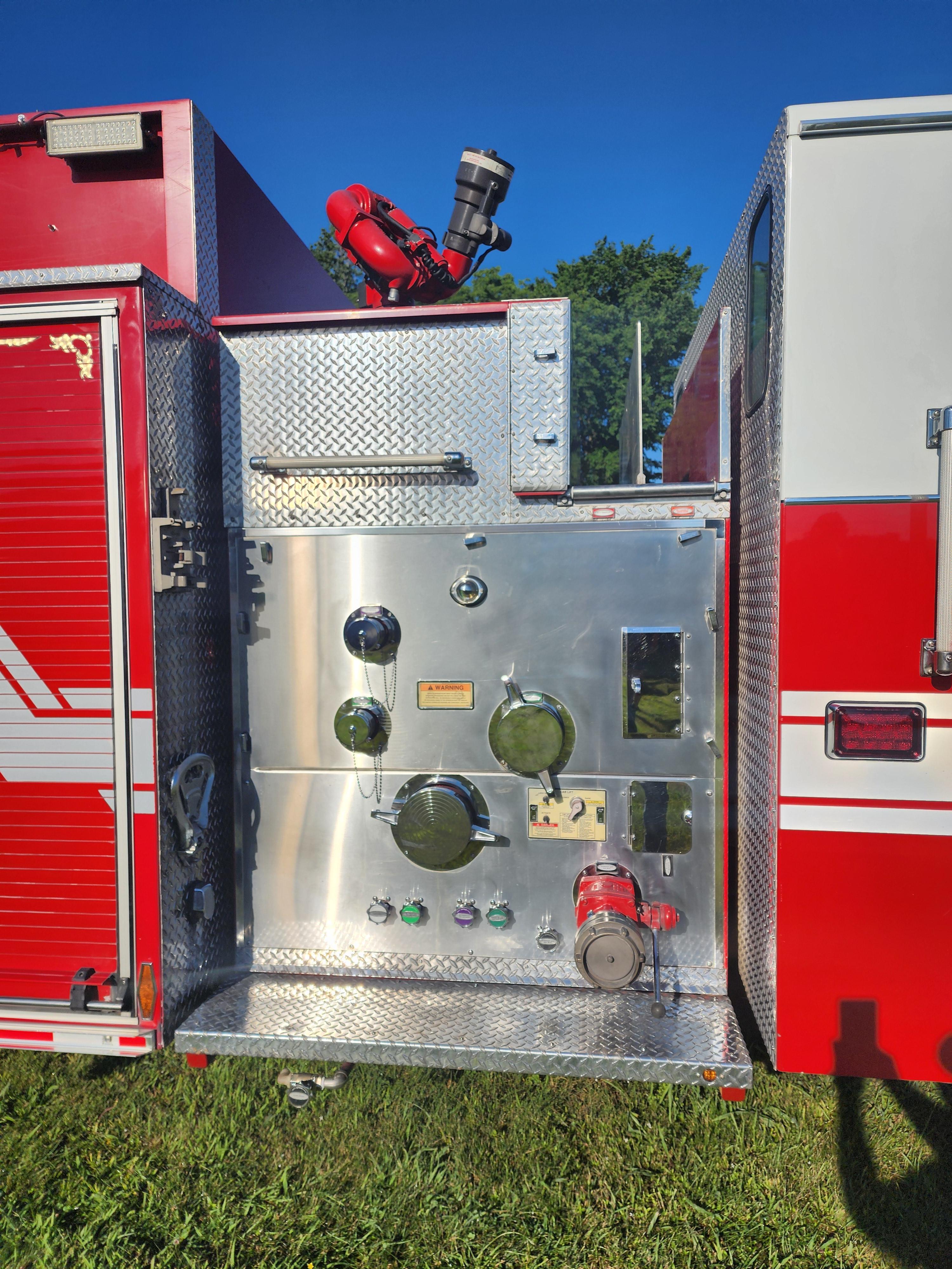 2006 Pierce Arrow XT Pumper Tanker - image 15