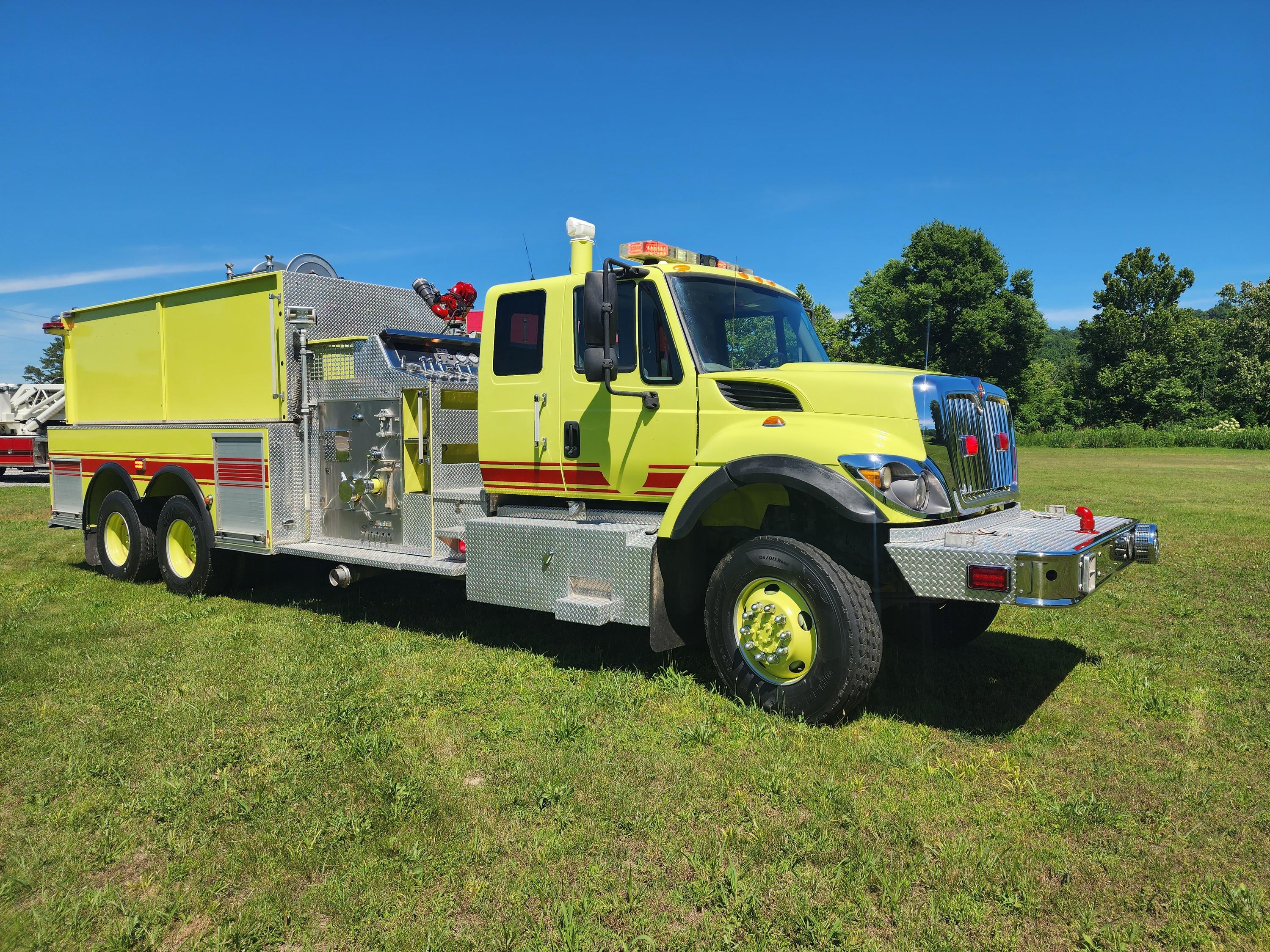 2009 Pierce International 4x4 Pumper Tanker - image 8