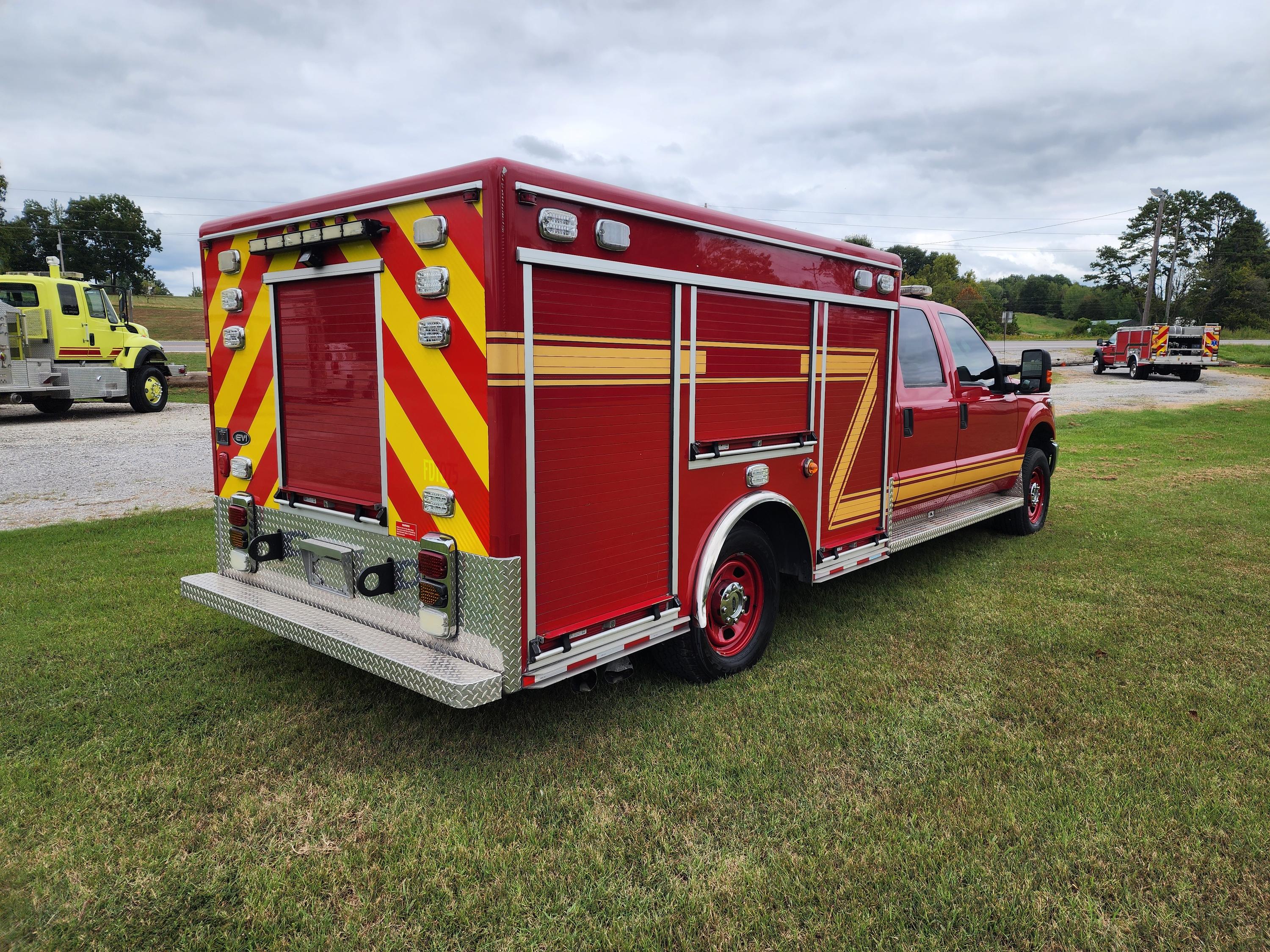 2015 EVI Ford 4x4 Light Rescue - image 7