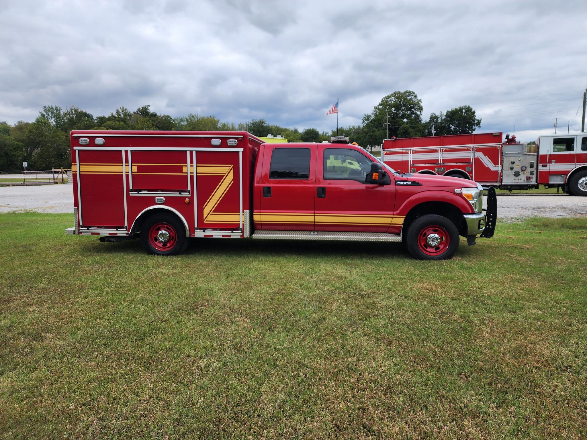 2015 EVI Ford 4x4 Light Rescue - image 4