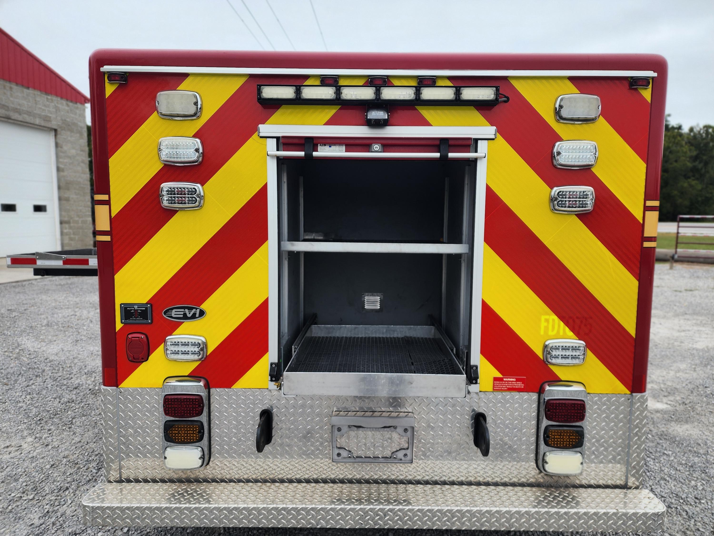 2015 EVI Ford 4x4 Light Rescue - image 8