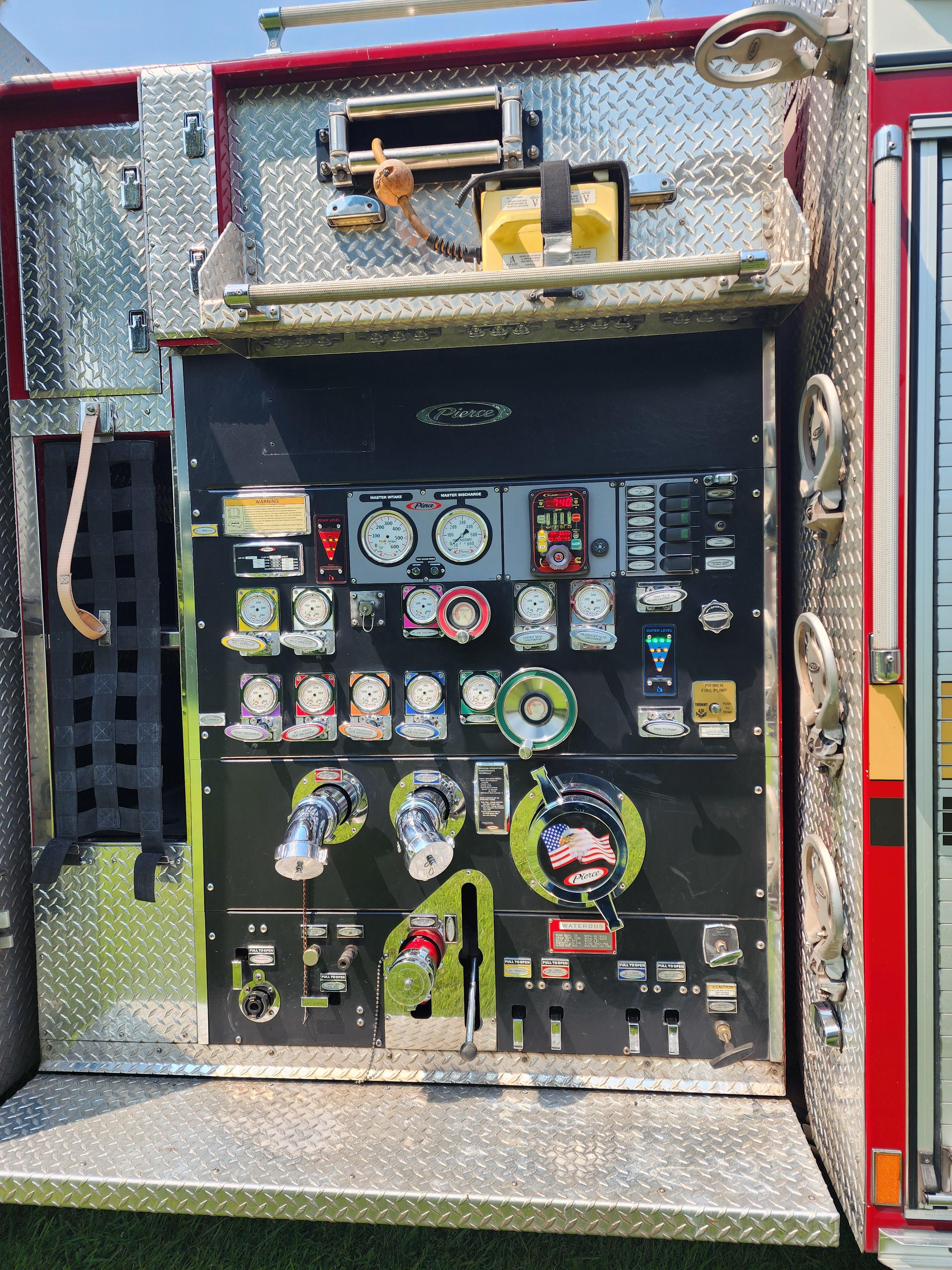 2015 Pierce Impel Pumper - image 10