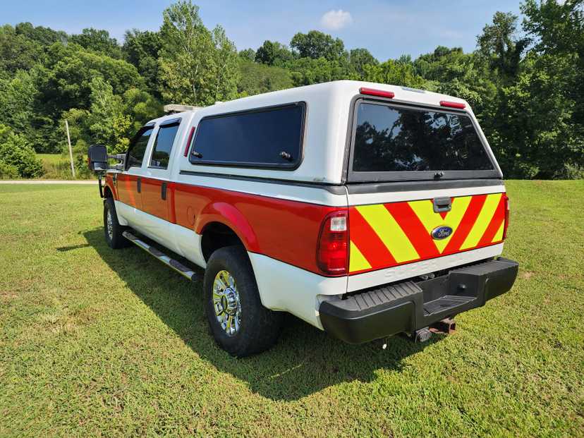 2009 Ford F250 4x4 Command Truck — photo 3