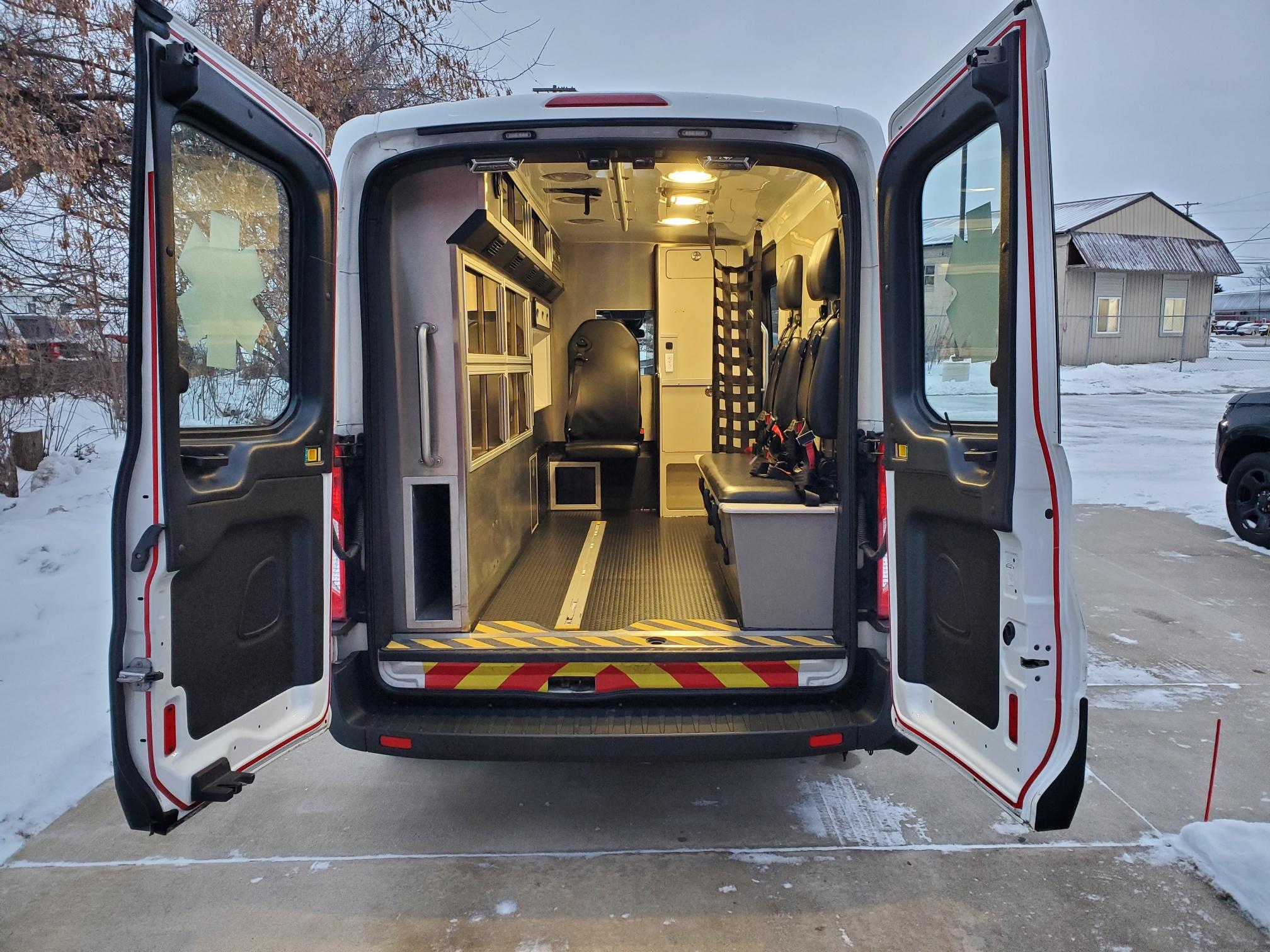2016 Medix Ford Type II Ambulance - image 6