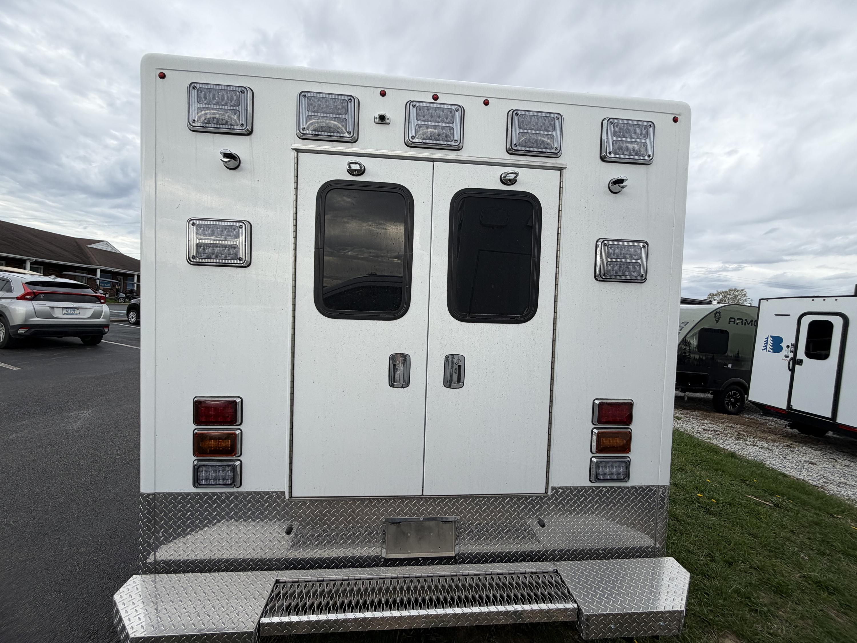 2024 PL-Custom Ford 4x4 Type I Ambulance - image 8