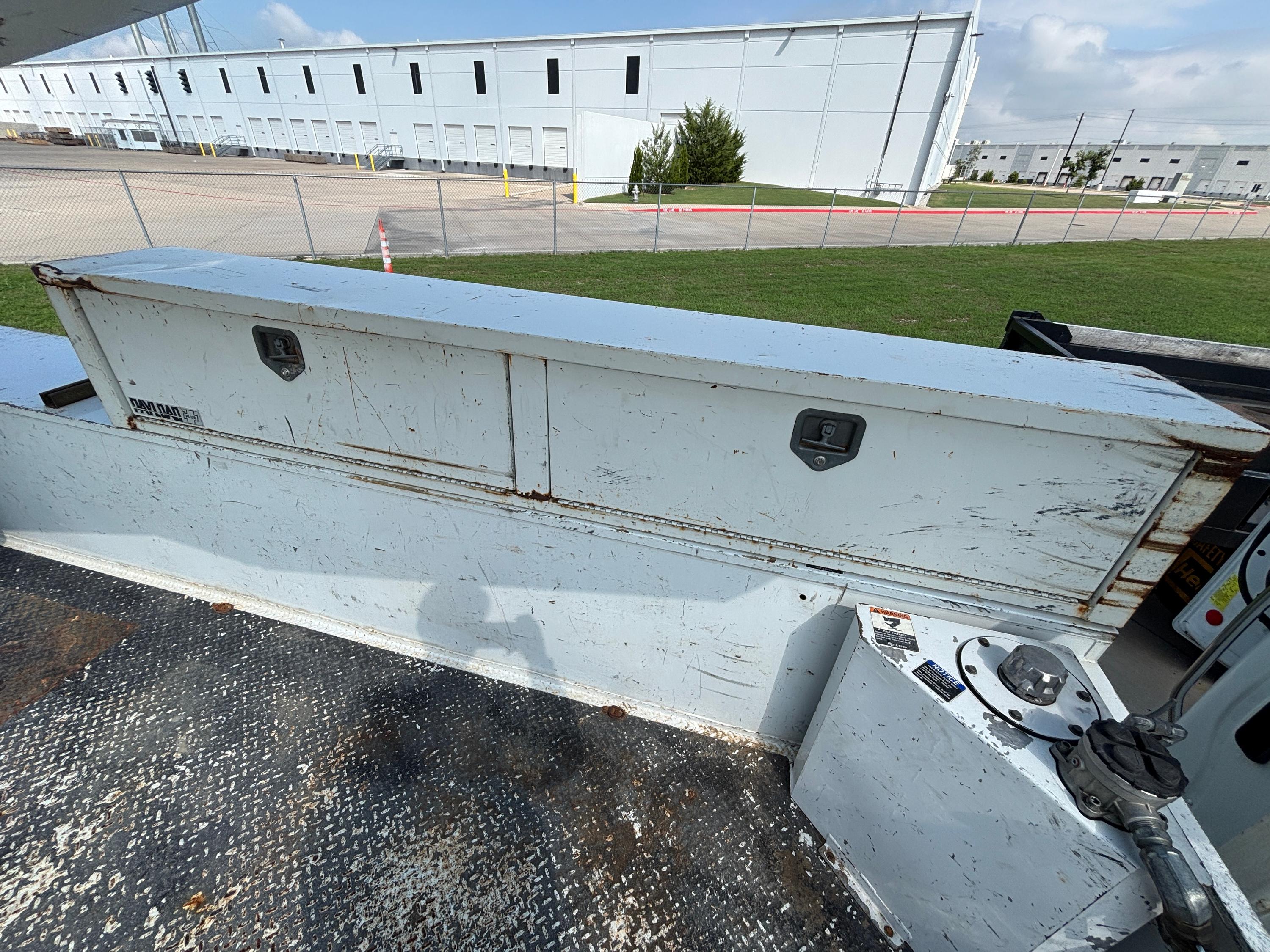 2015 Freightliner M2106 Bucket - image 34