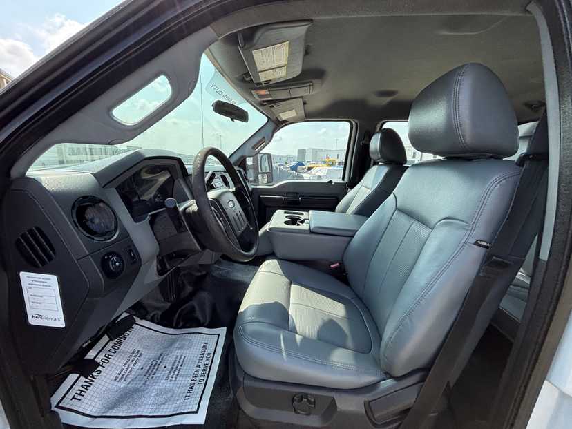 2015 Ford Crew Cab F550 Dump Body — photo 7