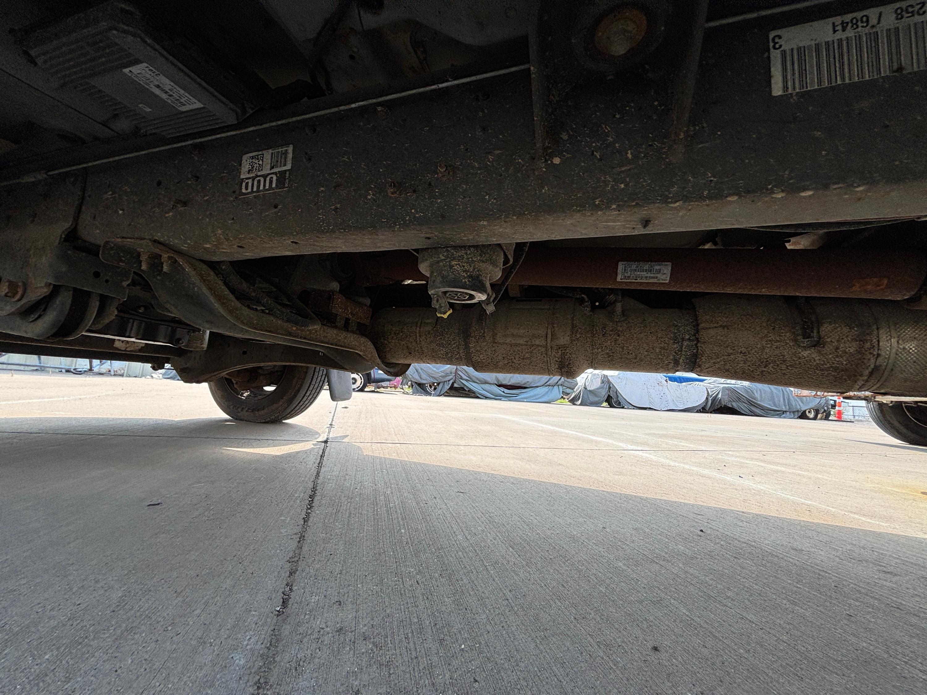 2015 Ford Crew Cab F550 Dump Body - image 22