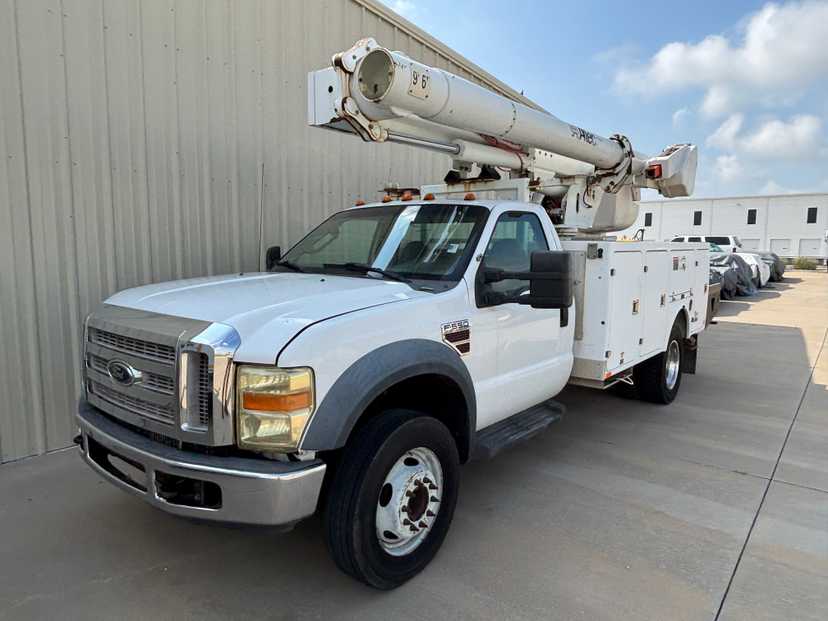 2008 Ford F550 Bucket