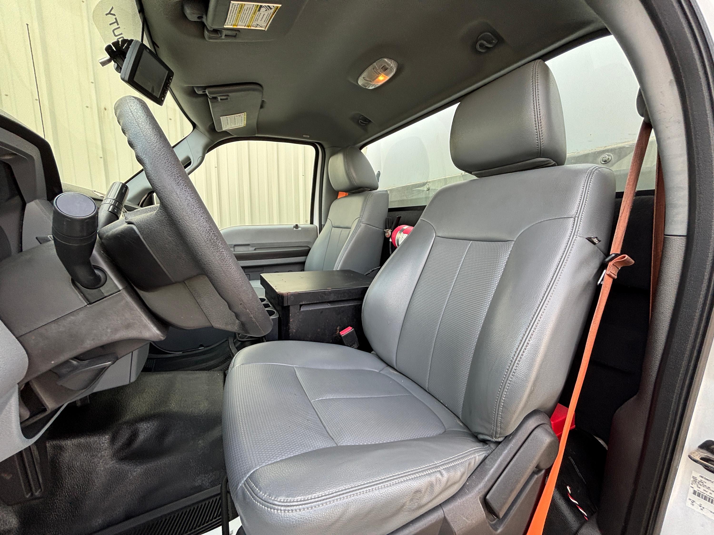 2013 Ford F-350 Utility - image 11