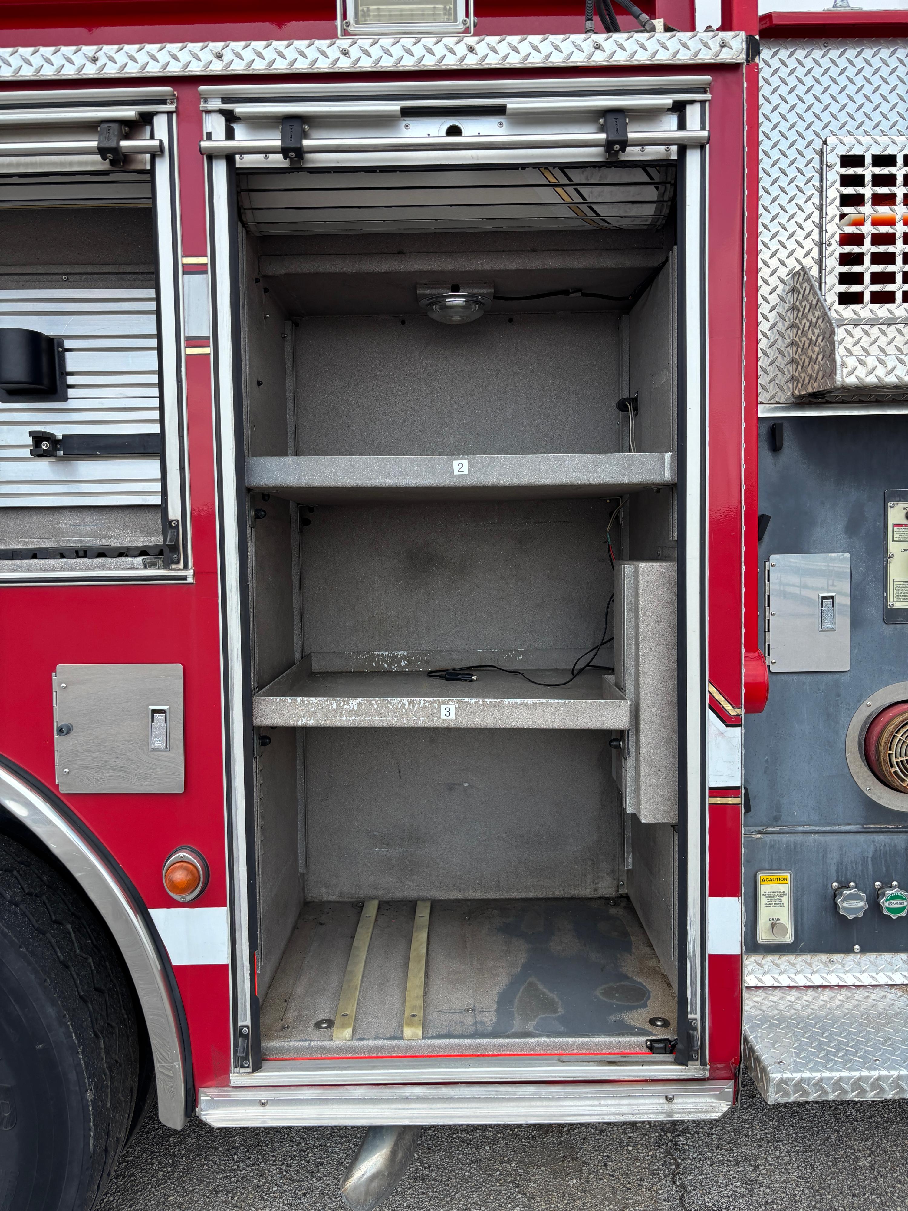 2001 Pierce Pumper - image 28