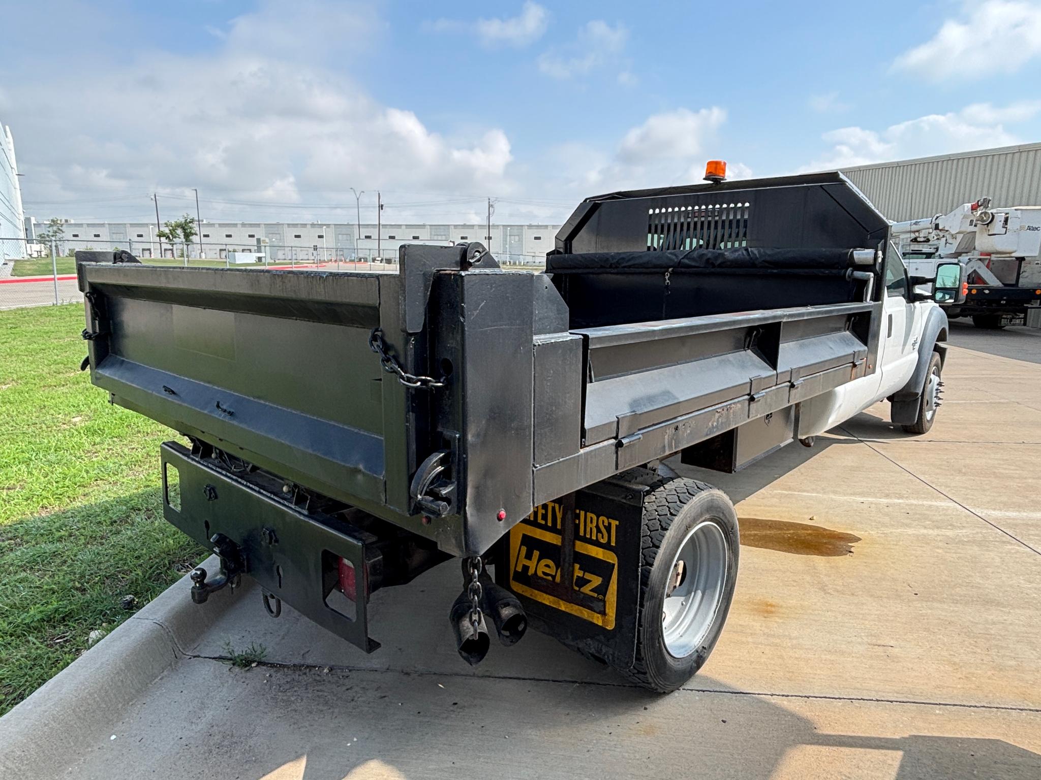 2015 Ford Crew Cab F550 Dump Body - image 4