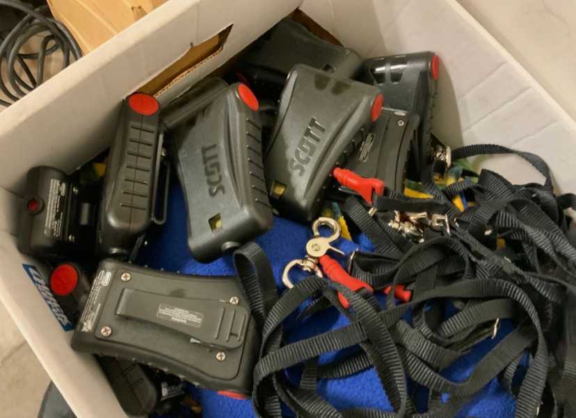 Scott SCBA Pak-Tracker Locator Hand Held Receiver (2) Chargers (25) Transmitters — photo 5