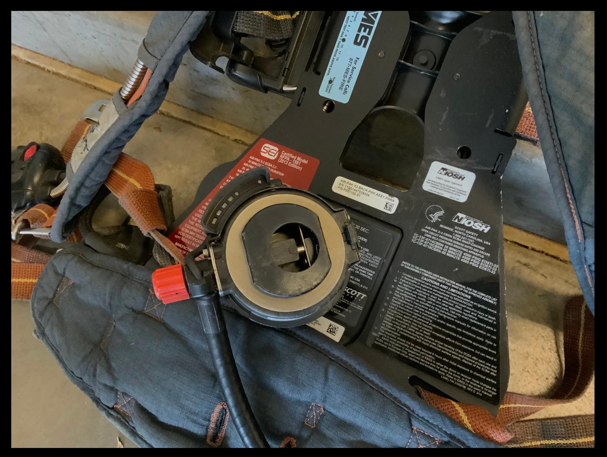Scott 4.5 X3 Snap Change 4500 PSI CBRN SCBA - image 4