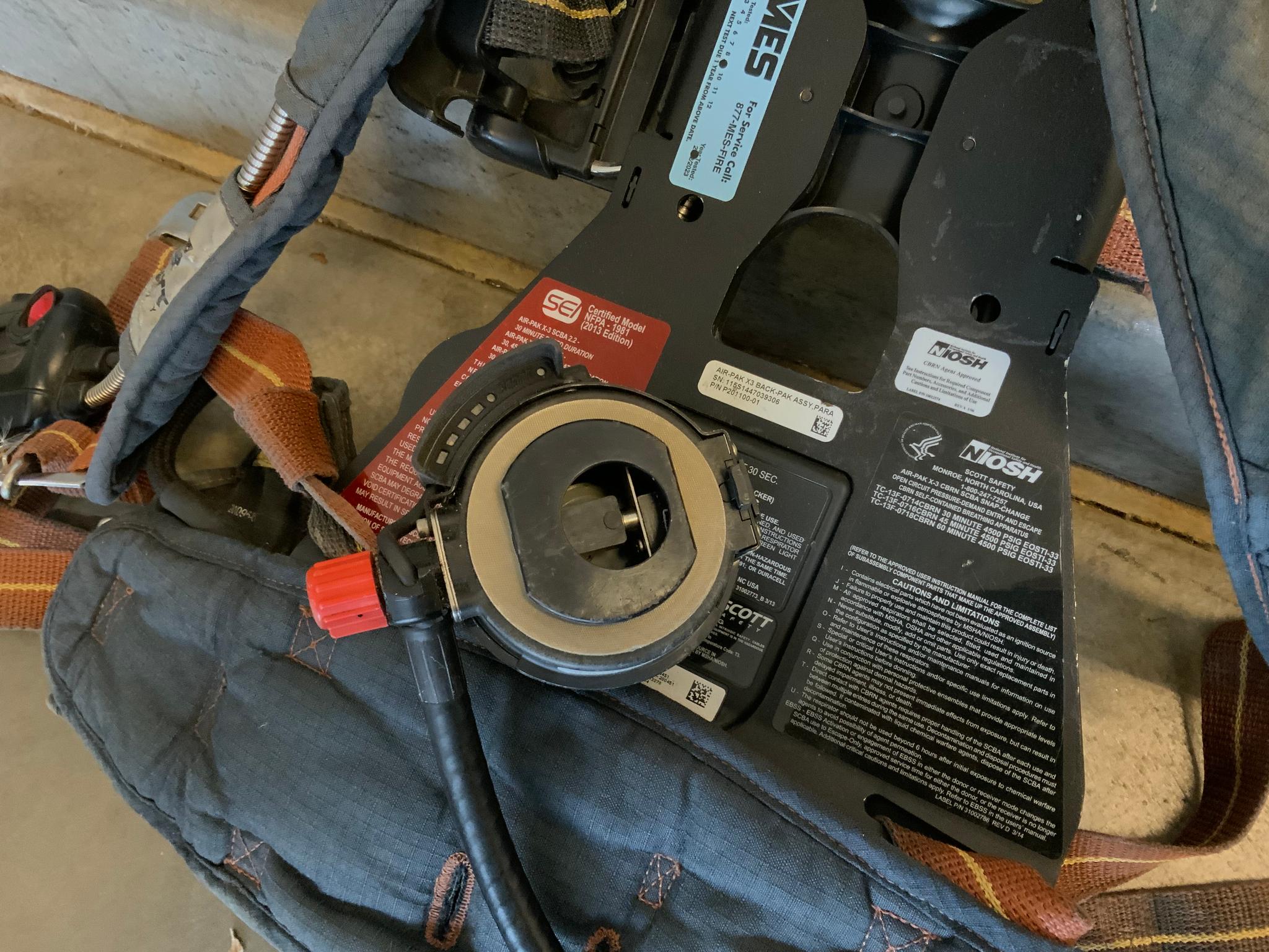 Used Scott 4.5 X3 Snap Change SCBA - image 4