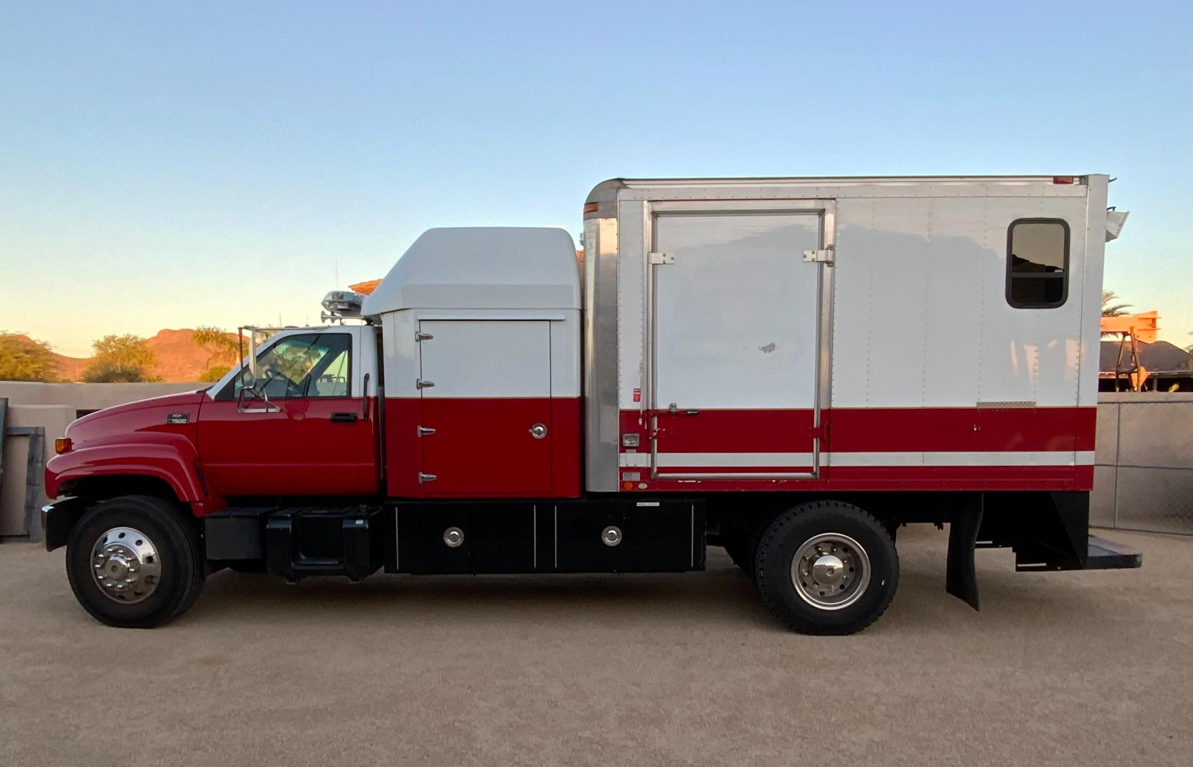 1999 Chevrolet C7H042 SCBA Air Support Truck C7500 Conventional Cab - image 2
