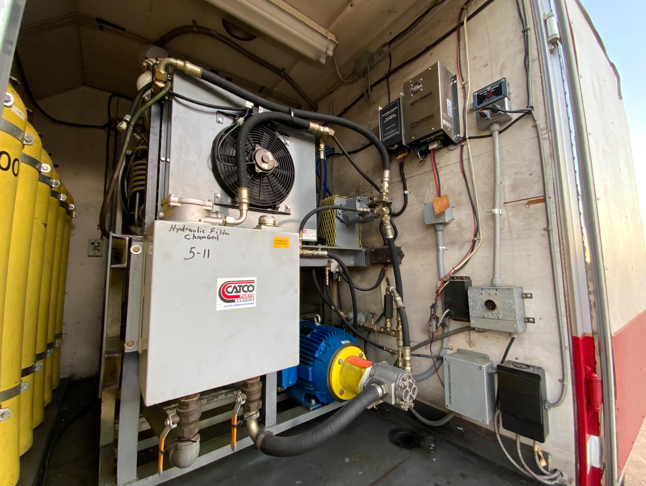 1999 Chevrolet C7H042 SCBA Air Support Truck C7500 Conventional Cab - image 7