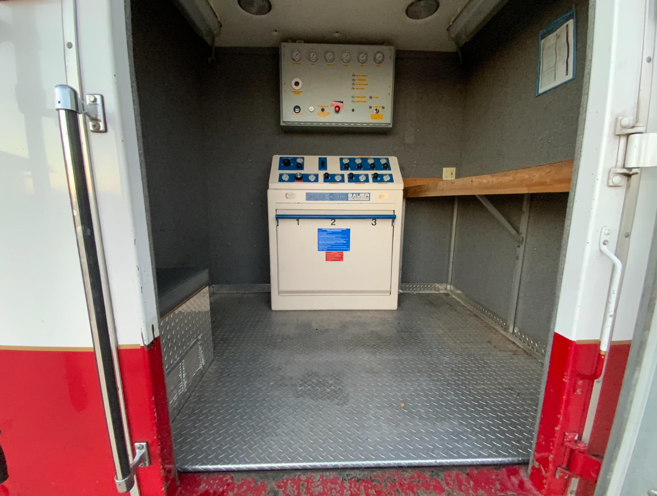 1999 Chevrolet C7H042 SCBA Air Support Truck C7500 Conventional Cab - image 10