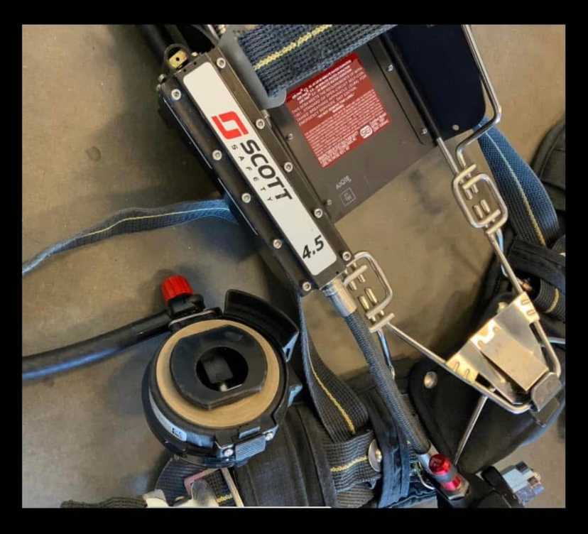 Scott 4.5 Wire Frame Air Pak SCBA — photo 3
