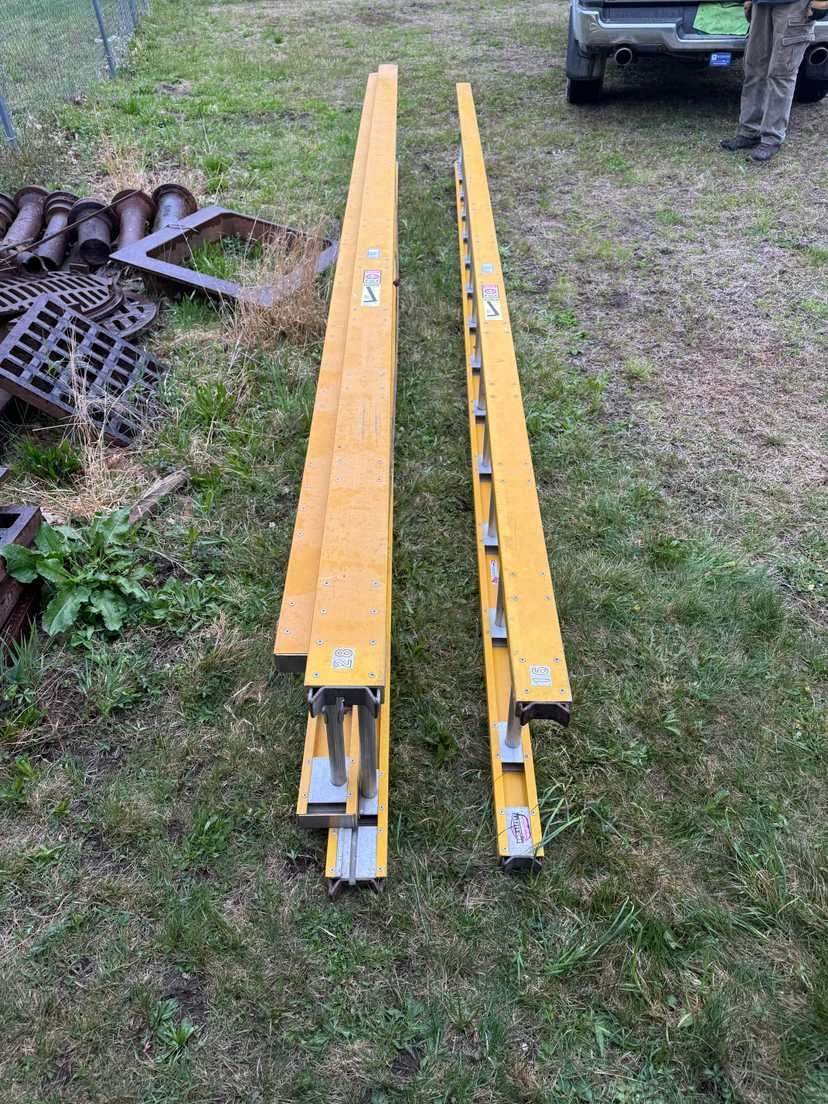 Fiberglass ladders