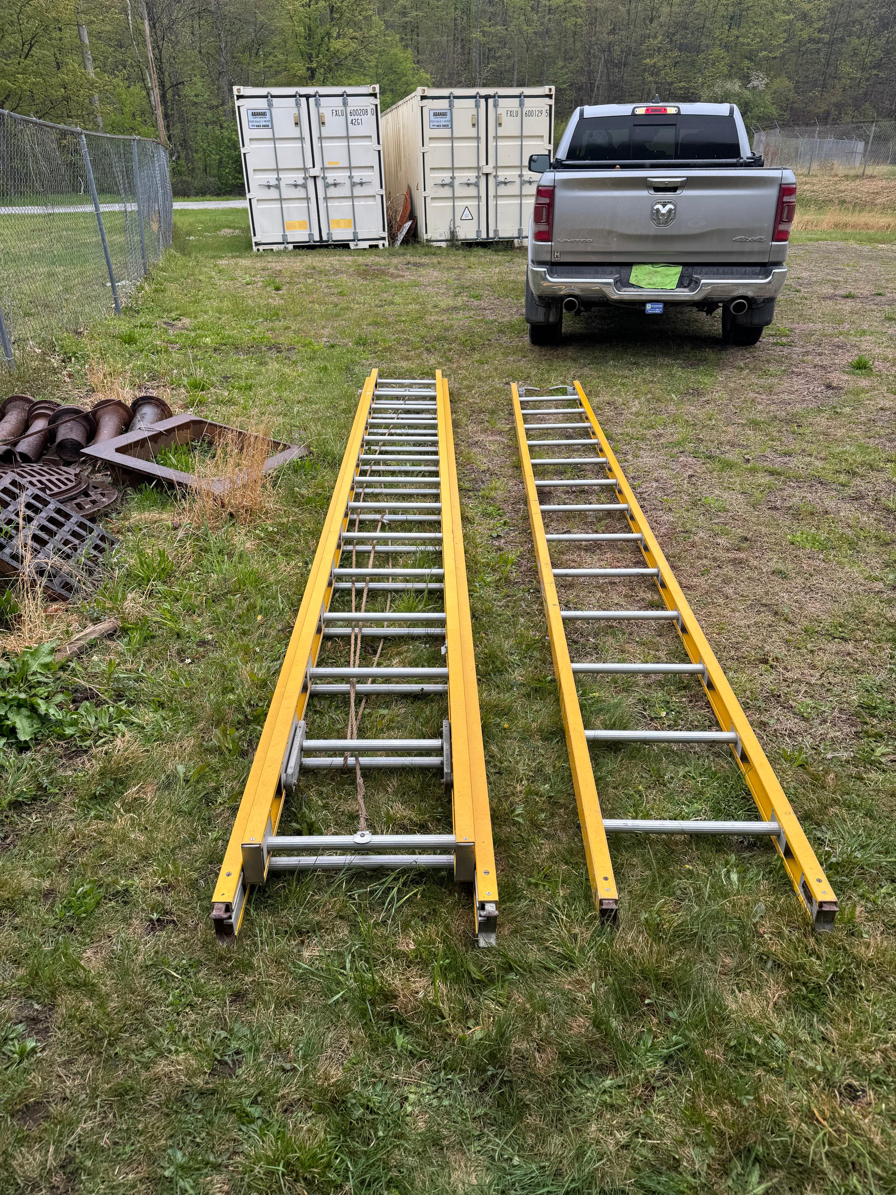 Fiberglass ladders - image 5