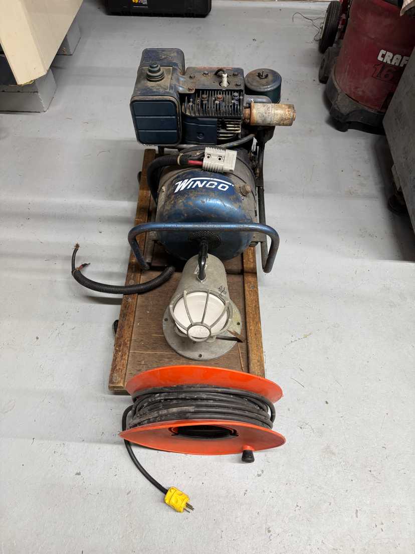 Generator — photo 2