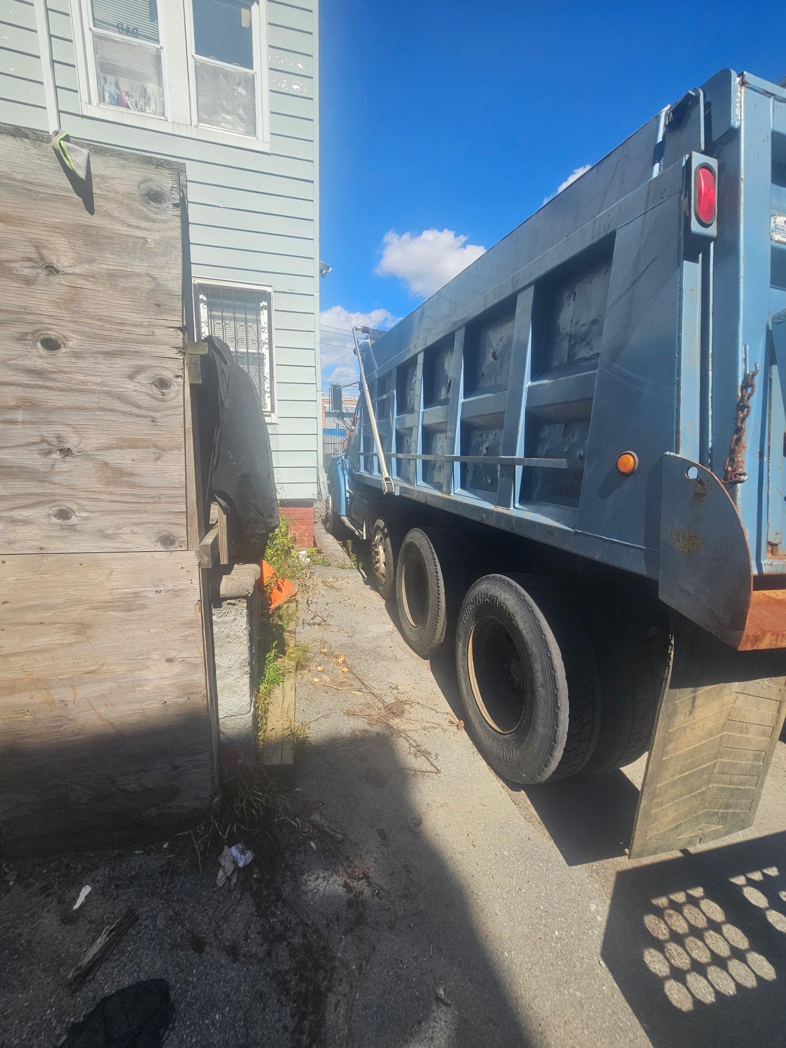 2000 Sterling Dump Truck - image 4