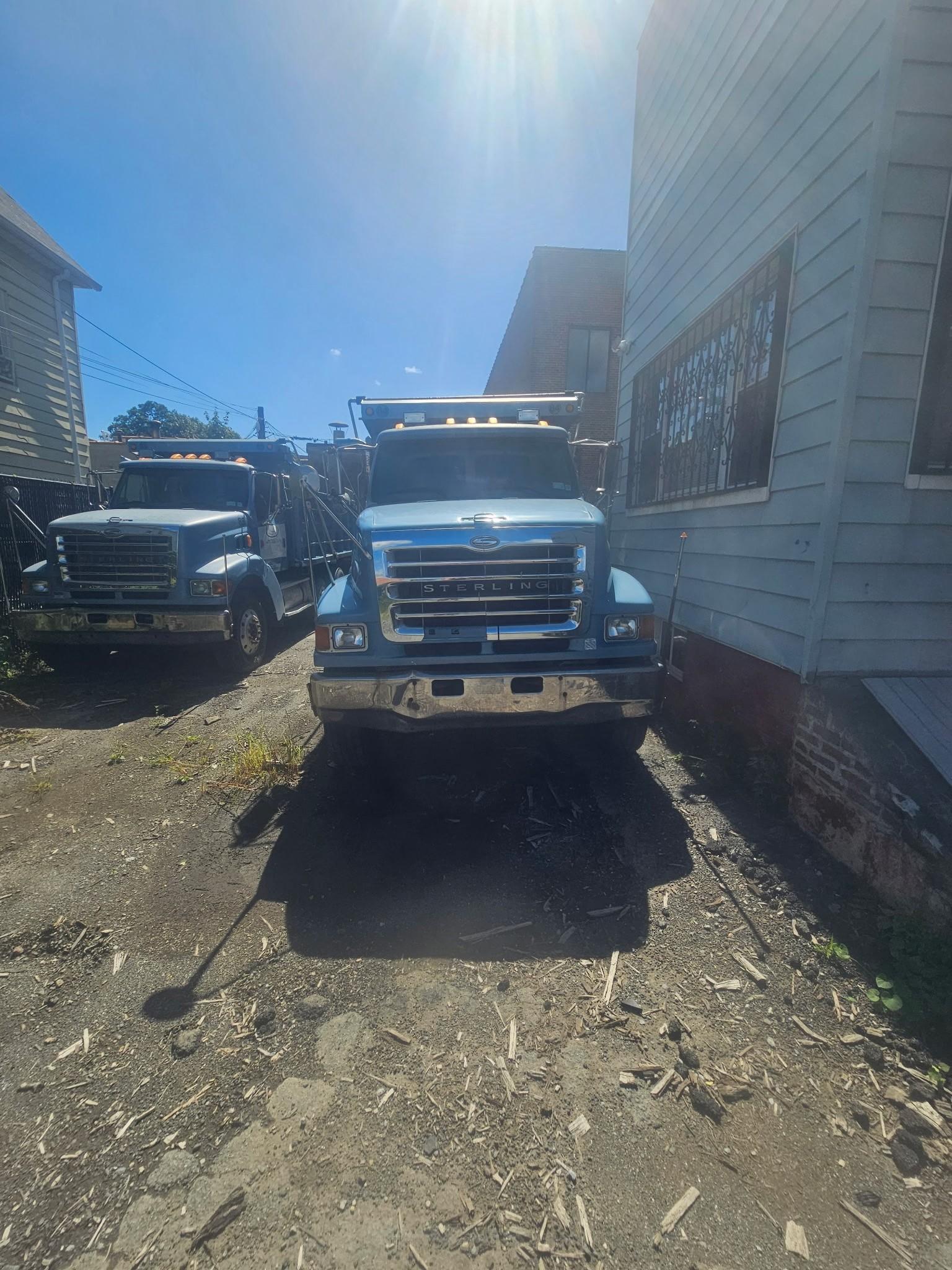 2000 Sterling Dump Truck - image 2