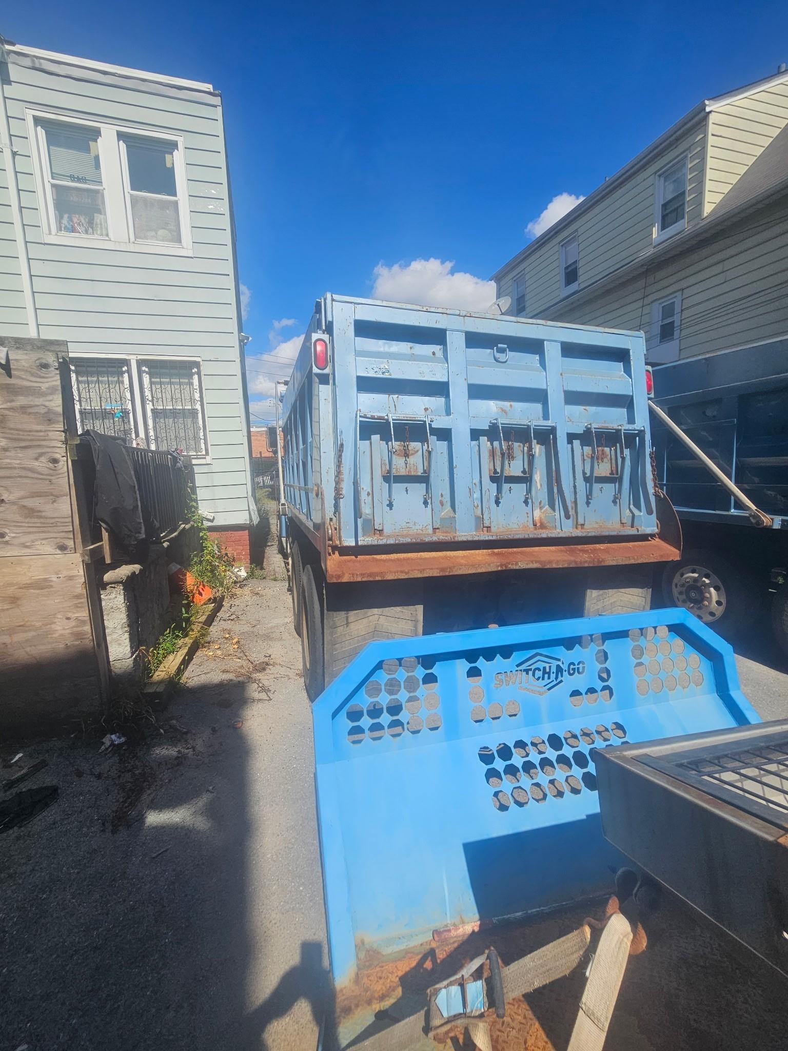 2000 Sterling Dump Truck - image 6