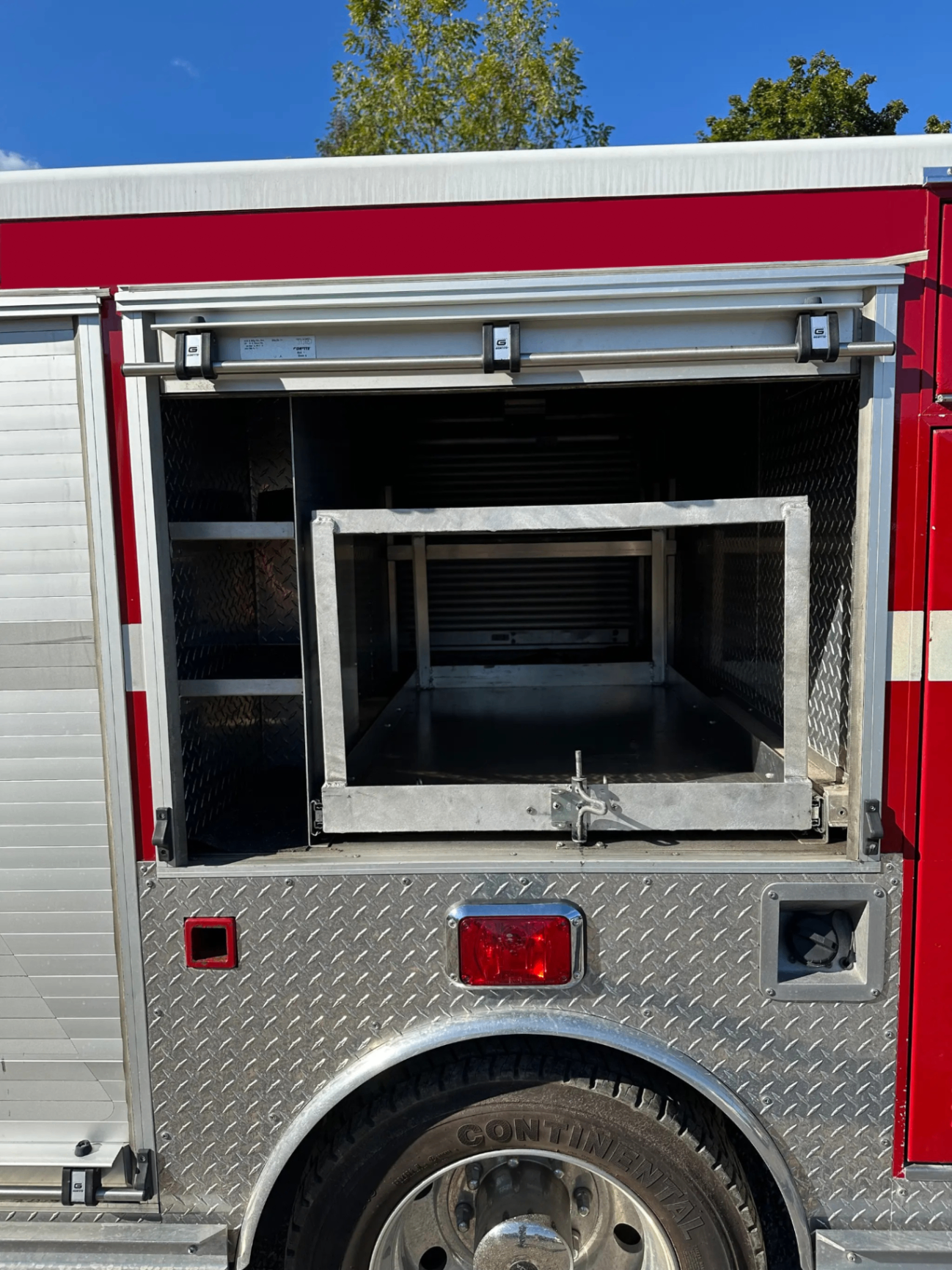 2003 Ford Brush Truck - image 7