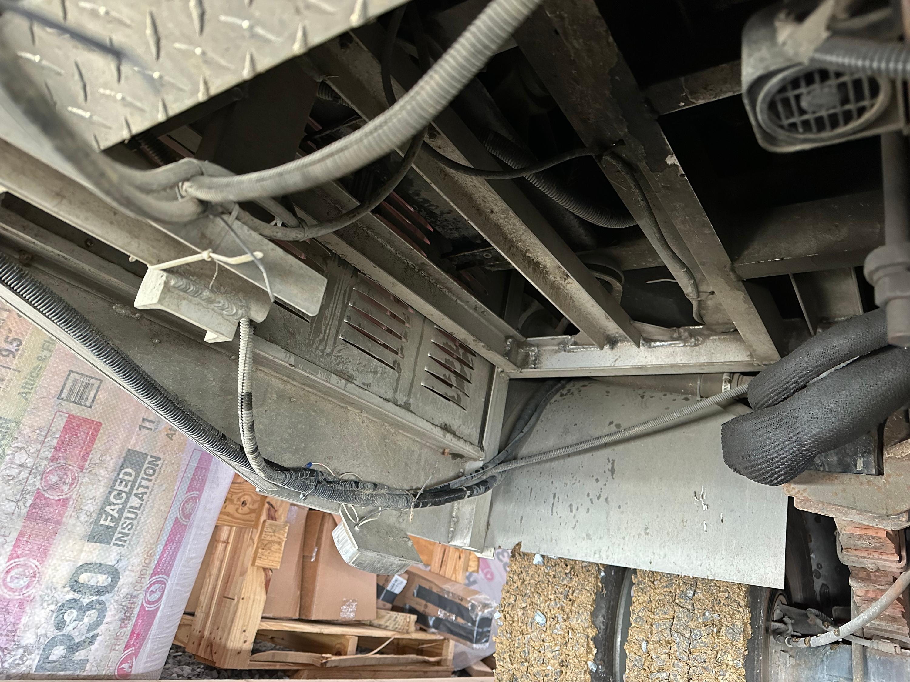 2003 Ford Brush Truck - image 17