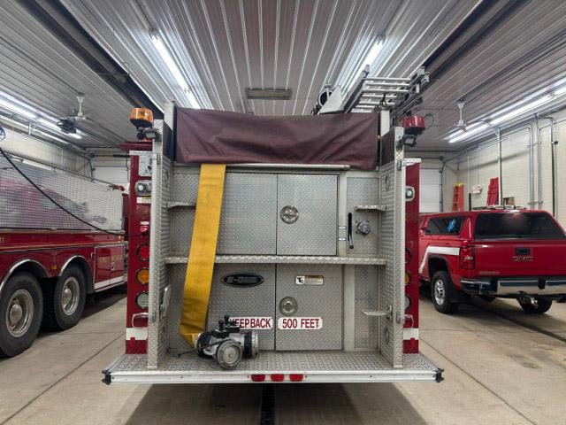 2002 E-One Freightliner Pumper - image 6