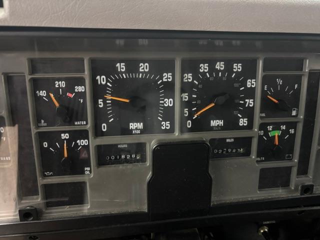 2002 E-One Freightliner Pumper - image 8