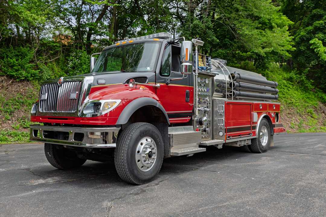 2005 International Pumper Tanker