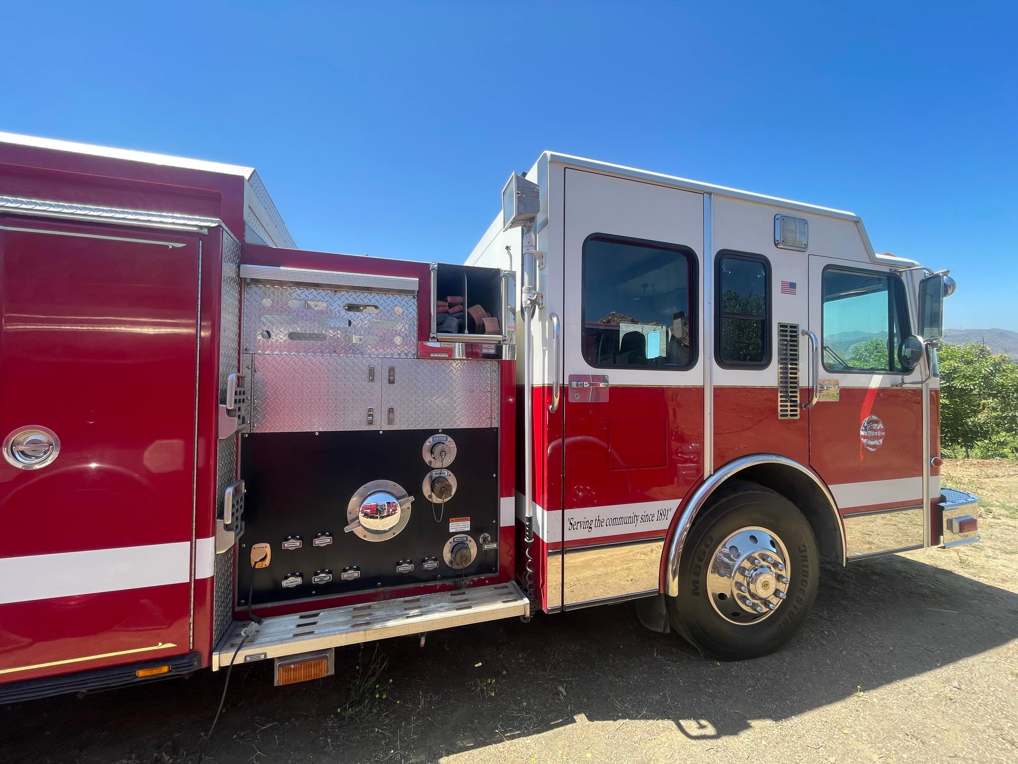 1998 Spartan Ferrara Fire Engine - image 3