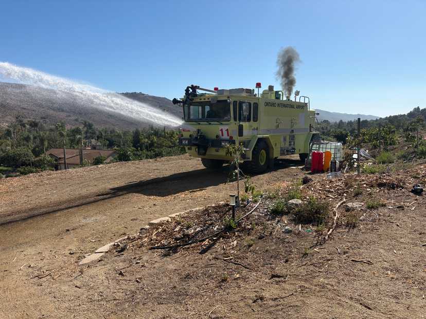 1988 Oshkosh T-1500 4x4 Pumper Tanker — photo 7