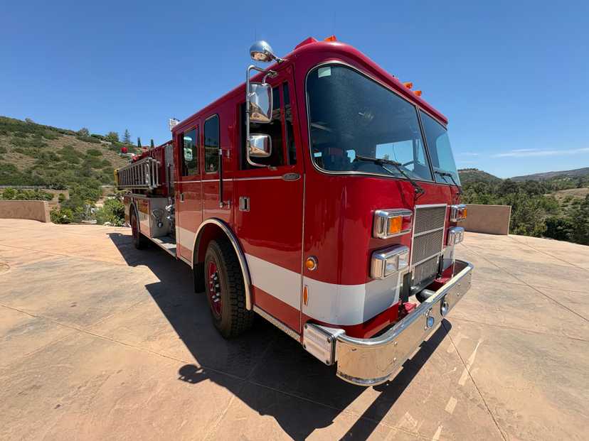 1995 Pierce Saber Pumper — photo 2