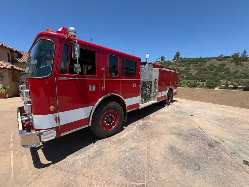 1995 Pierce Saber Pumper