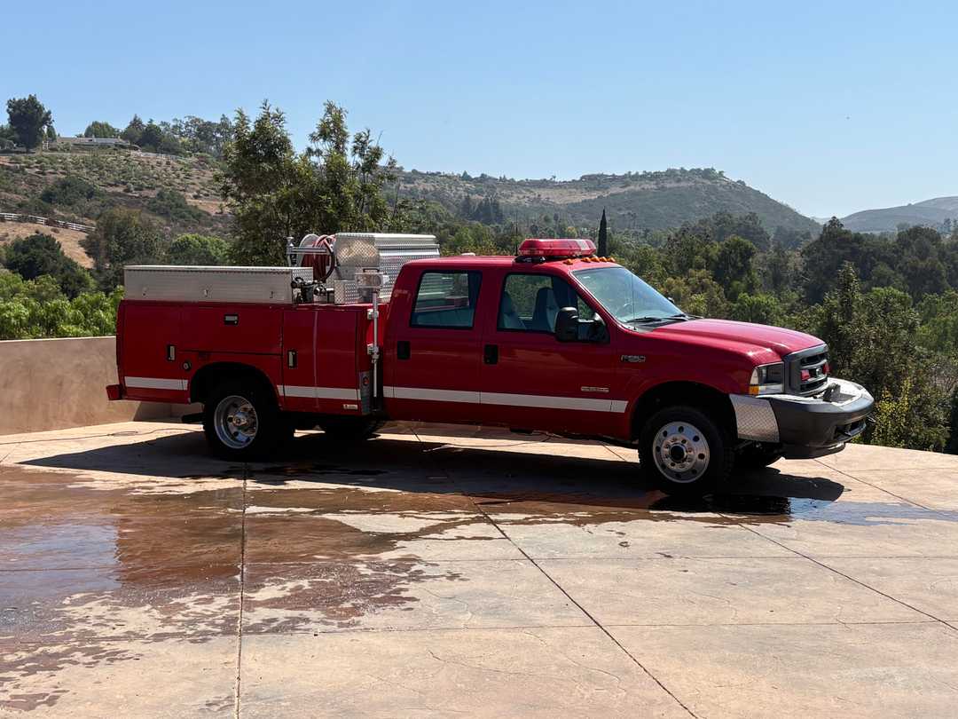 2004 Ford F-550 4x4 Brush Truck