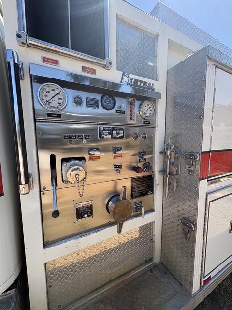 1990 Central States International 4x4 Pumper Tanker - image 8