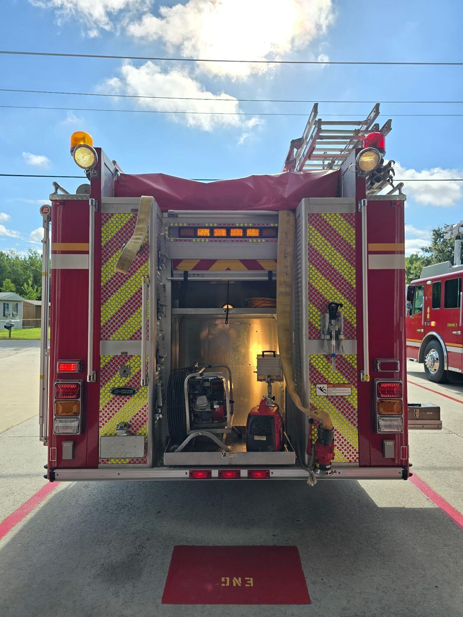 2009 International 4400 Engine (1250/1000) - image 3
