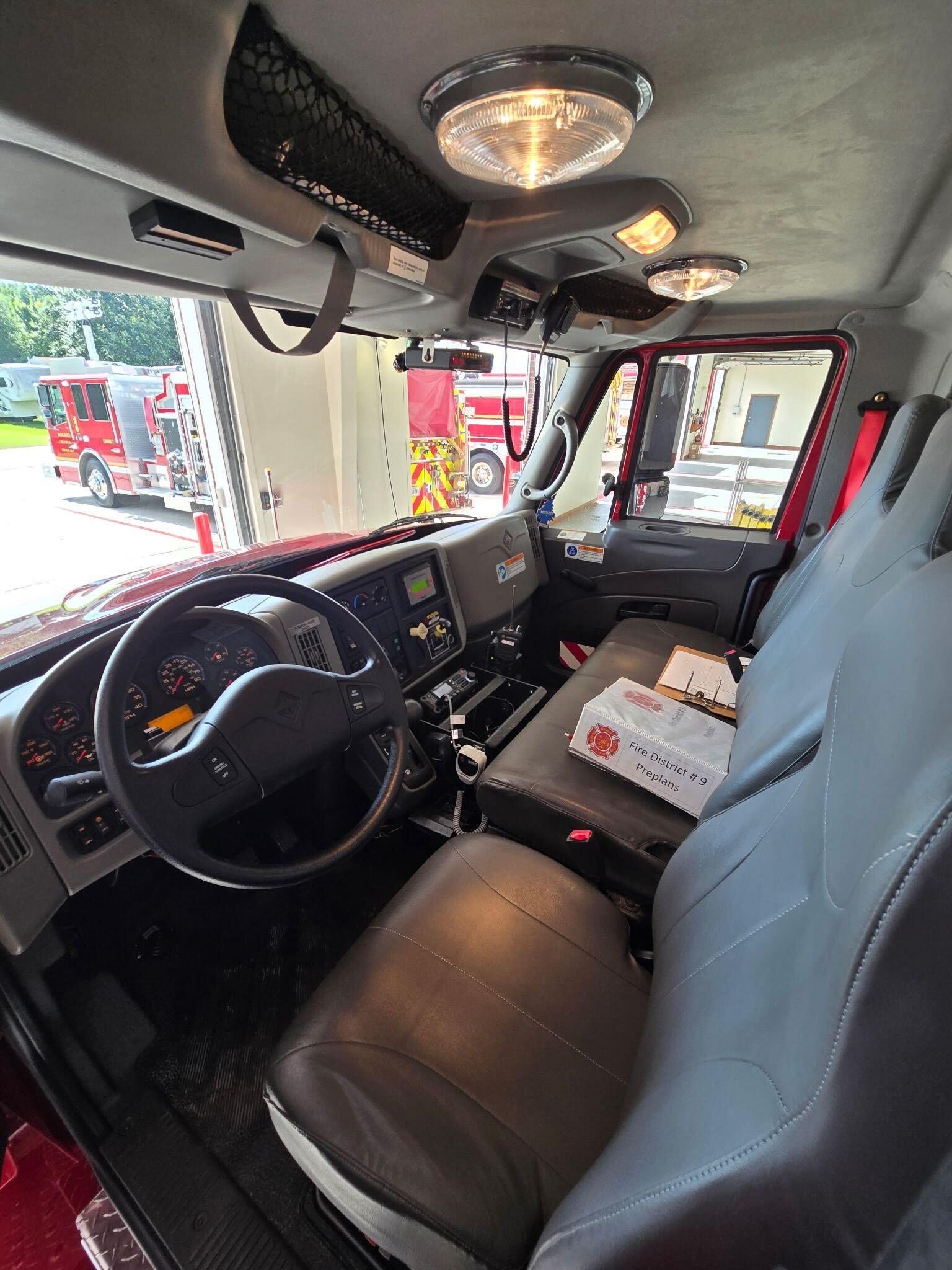 2009 International 4400 Engine (1250/1000) - image 5