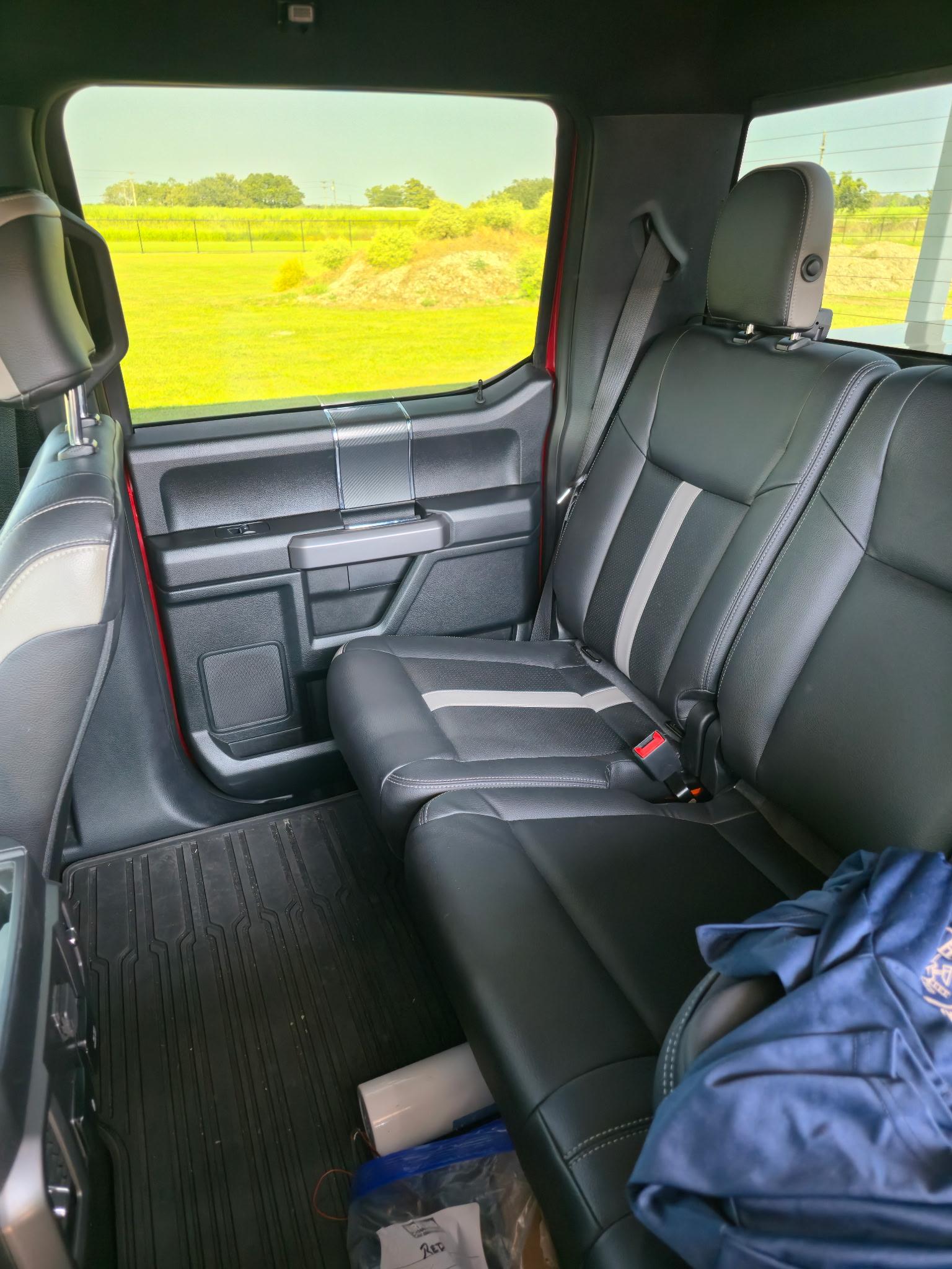 -LOW MILES- 2019 Ford F150 4x4 - image 7