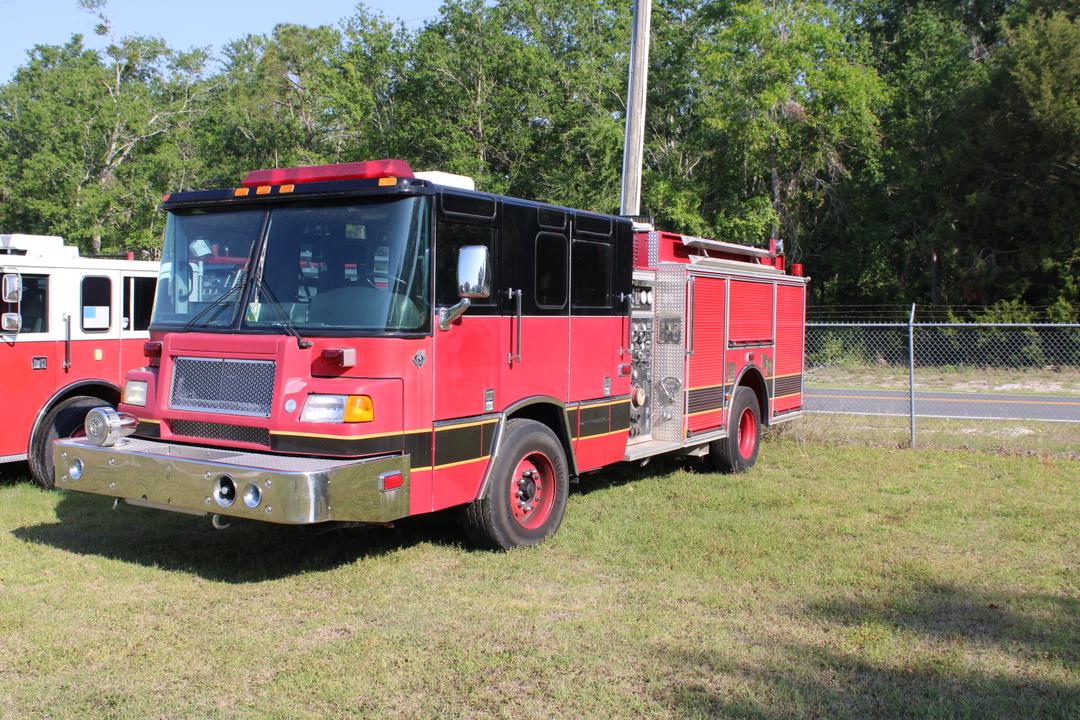 1998 Pierce Quantum Pumper