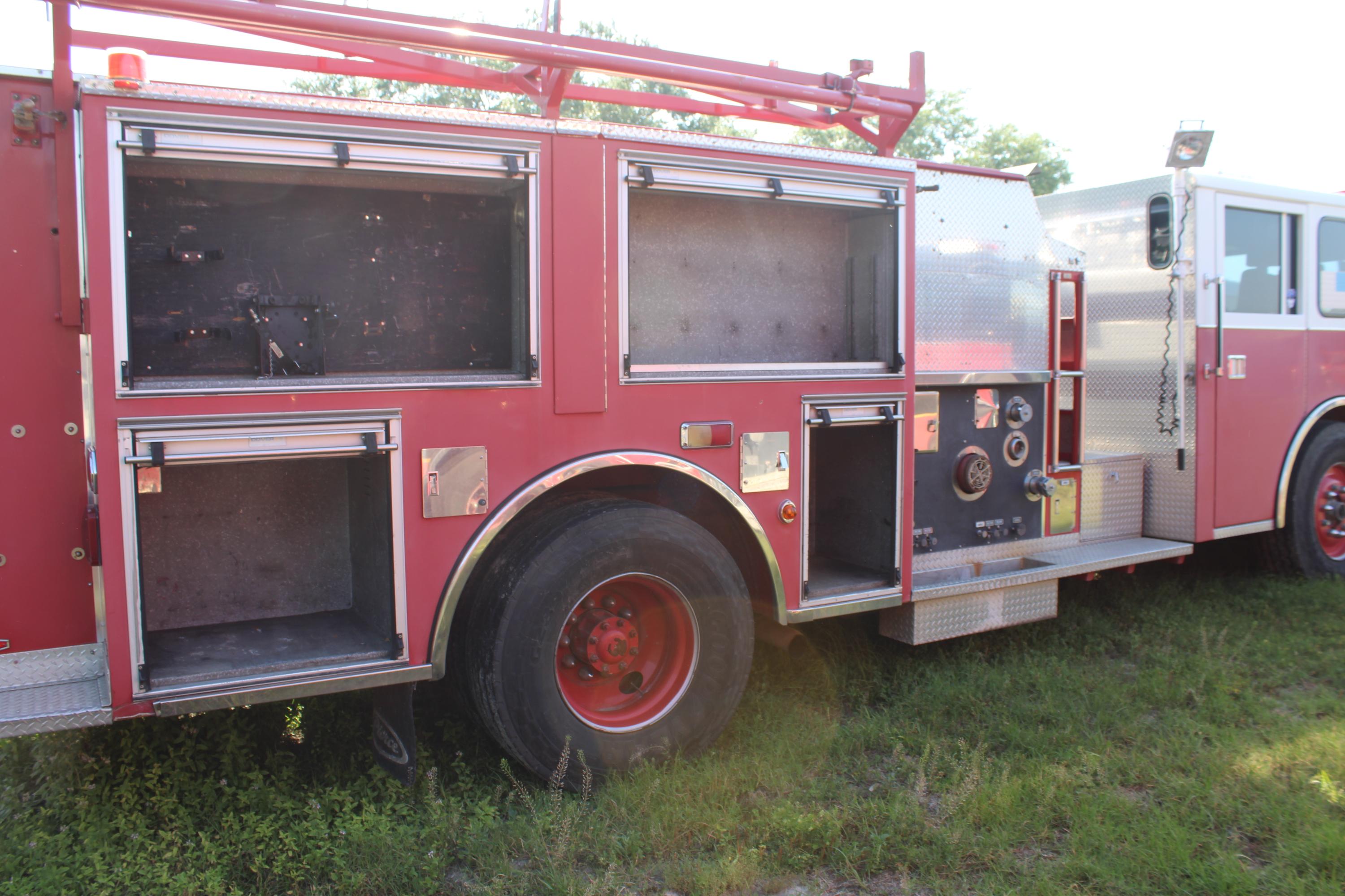 1994 Pierce Saber Pumper - image 17
