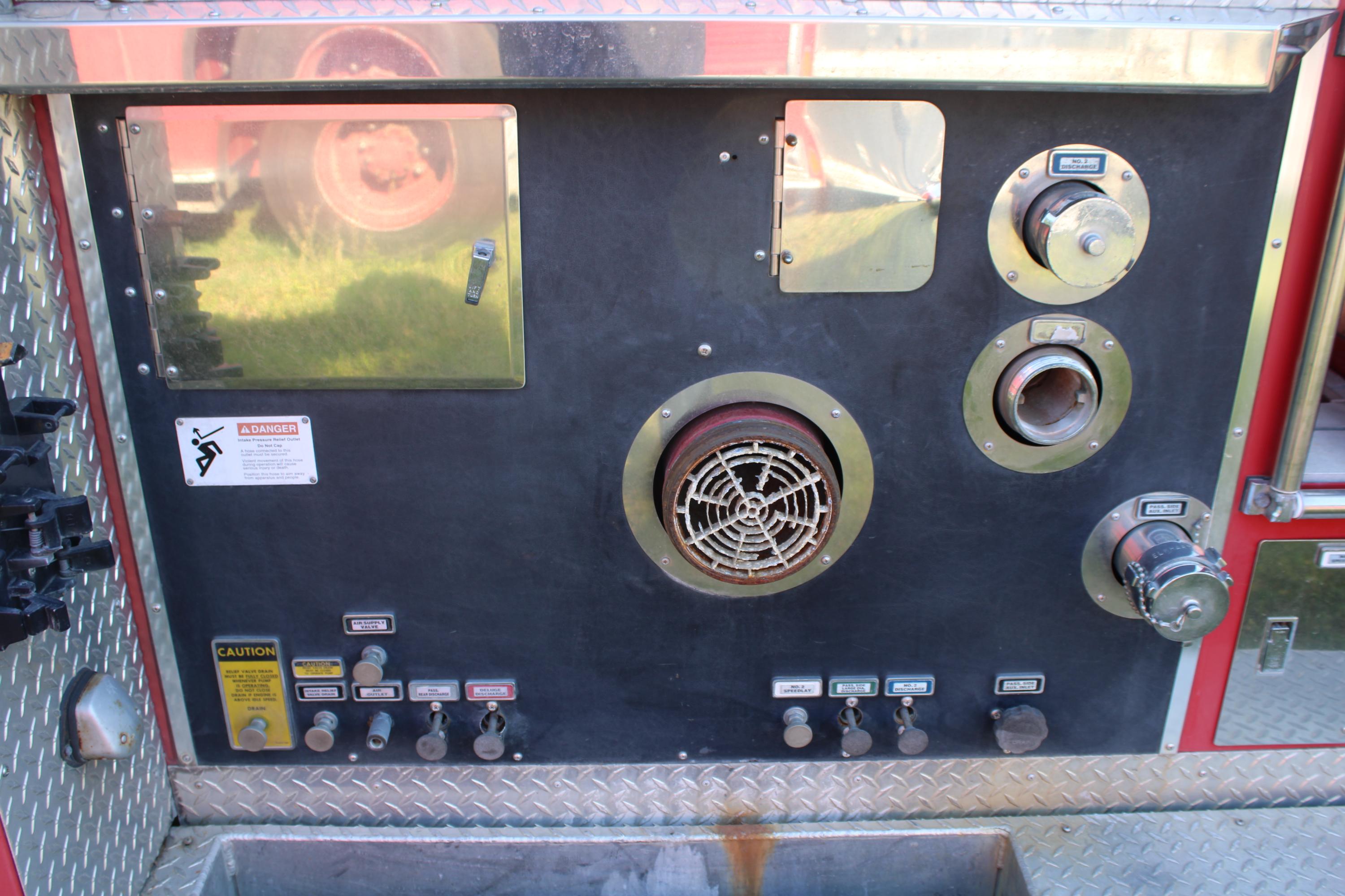 1994 Pierce Saber Pumper - image 20