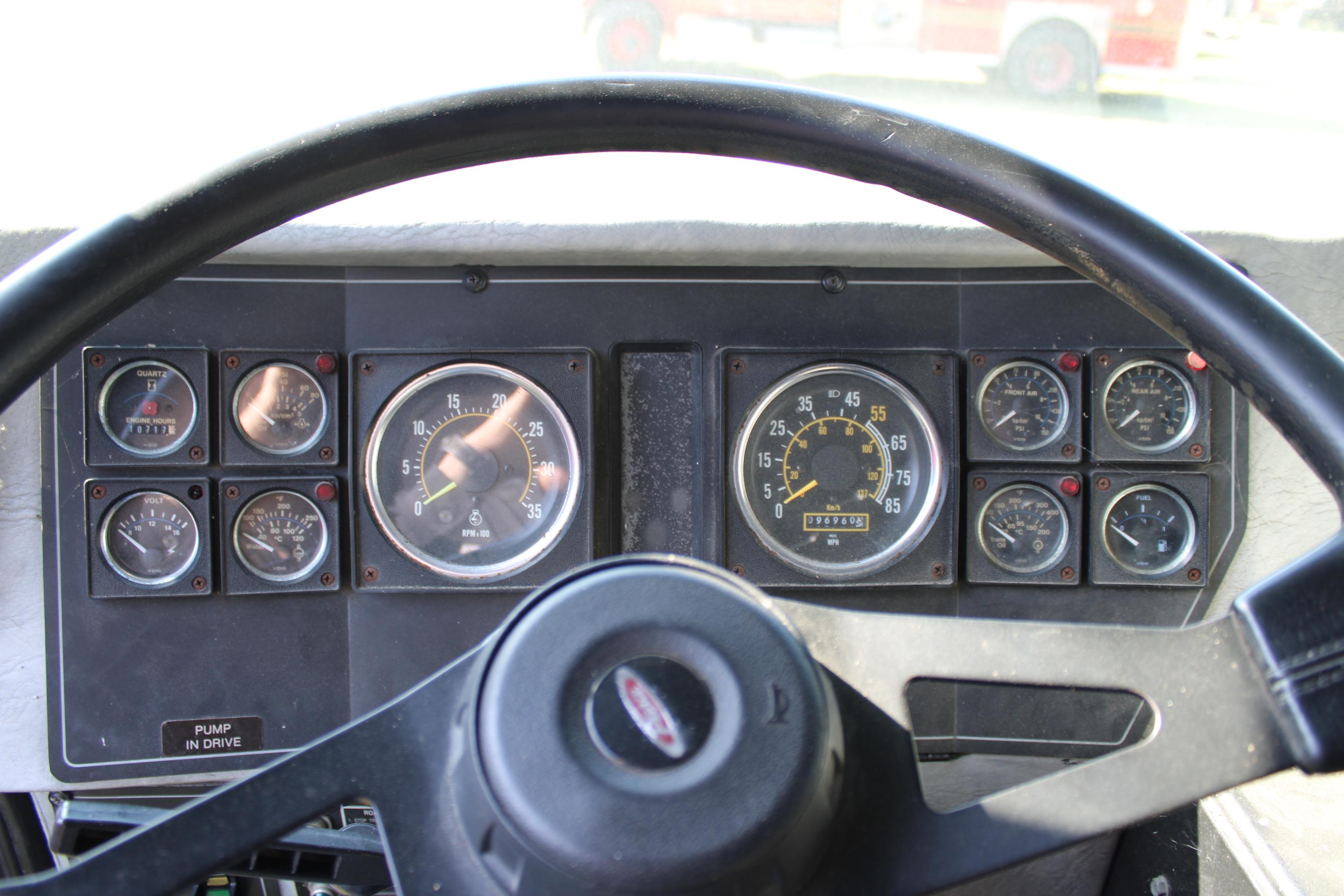 1994 Pierce Saber Pumper - image 31